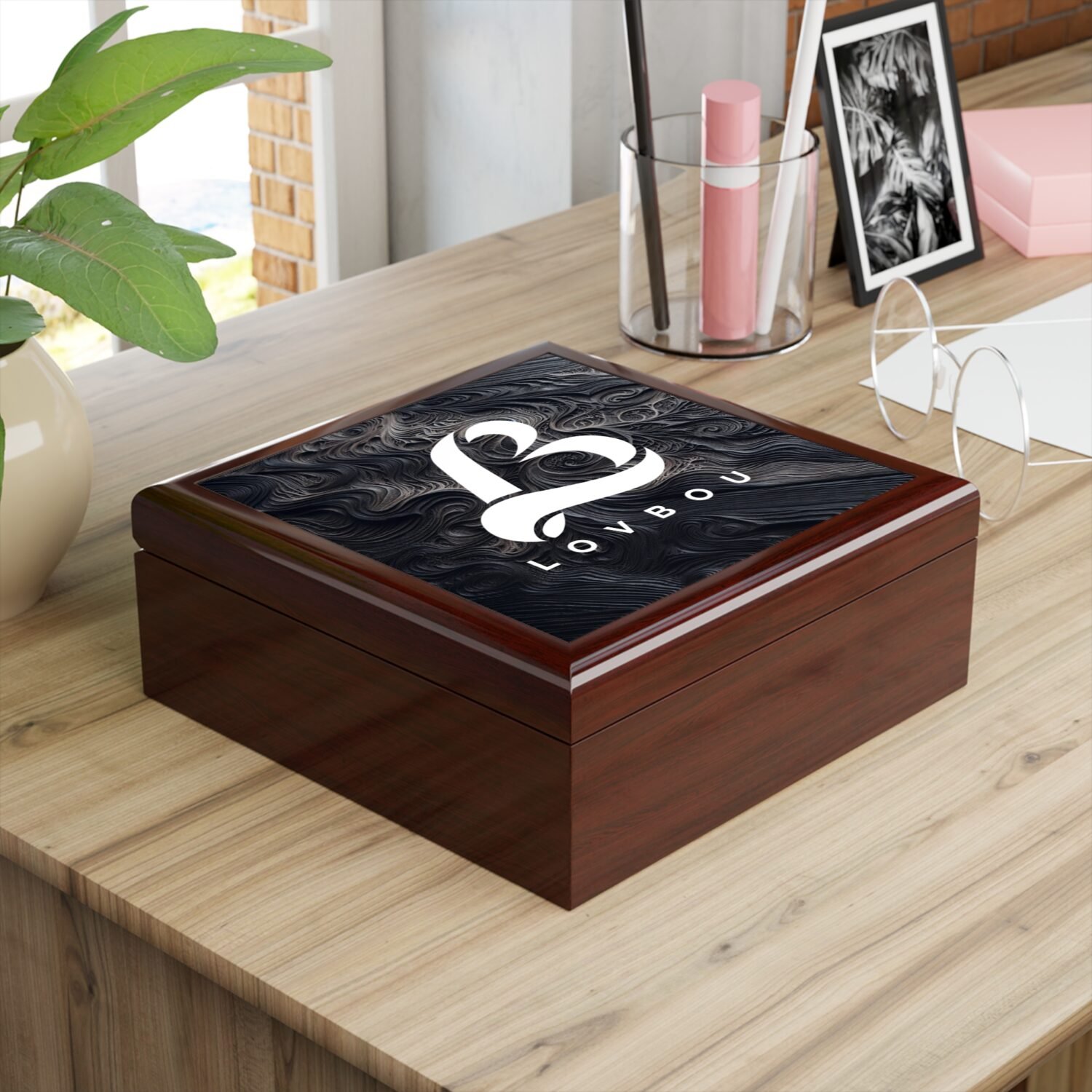 LovBou Keepsakes Jewelry Box - Image 8