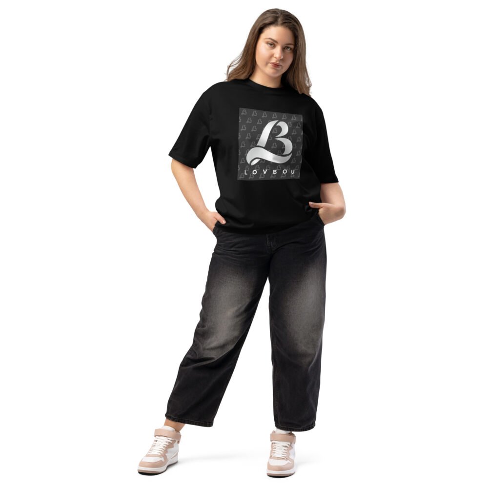 LovBou Signature Oversized T-shirt - Image 6