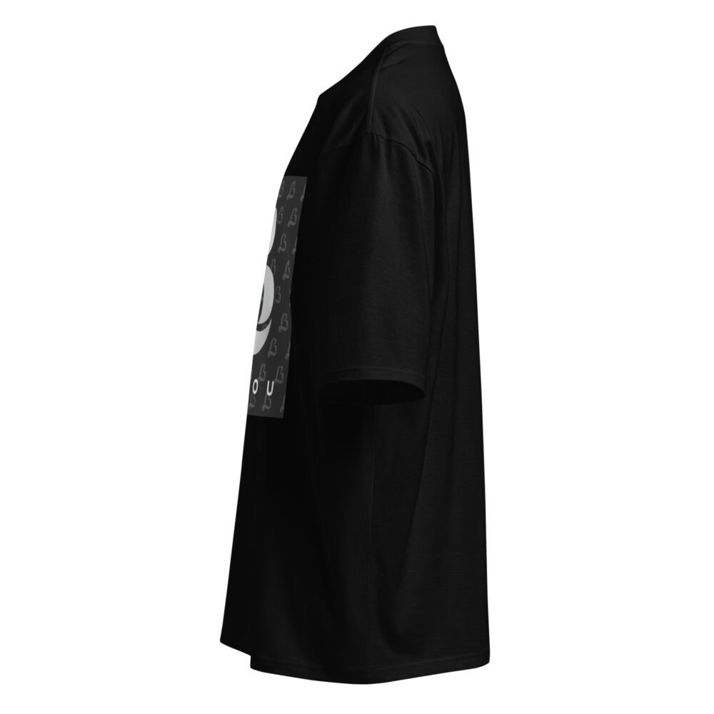 LovBou Signature Oversized T-shirt - Image 8