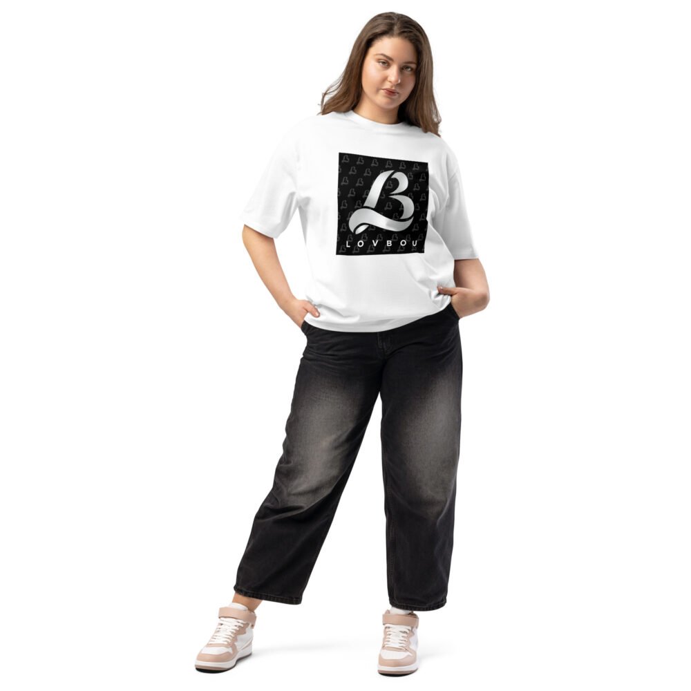 LovBou Signature Oversized T-shirt - Image 7