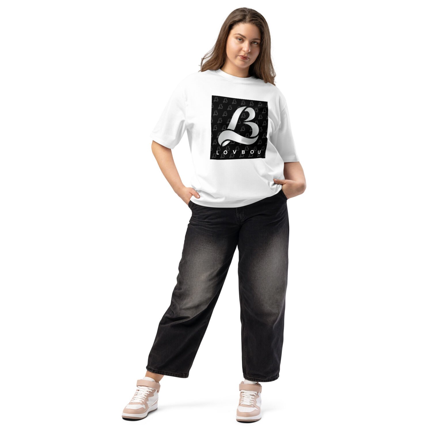 LovBou Signature Oversized T-shirt - Image 7