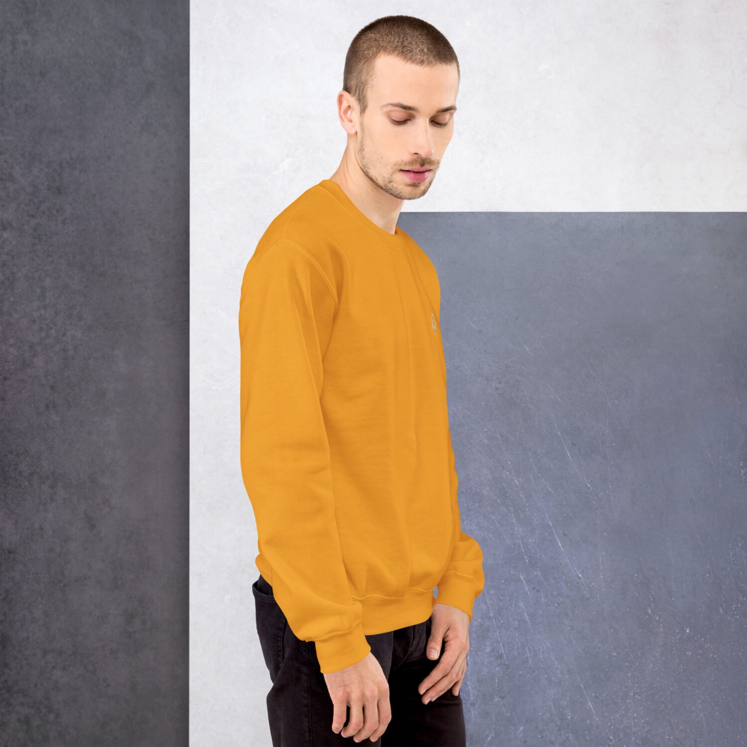 LB Sweatshirt - Image 78
